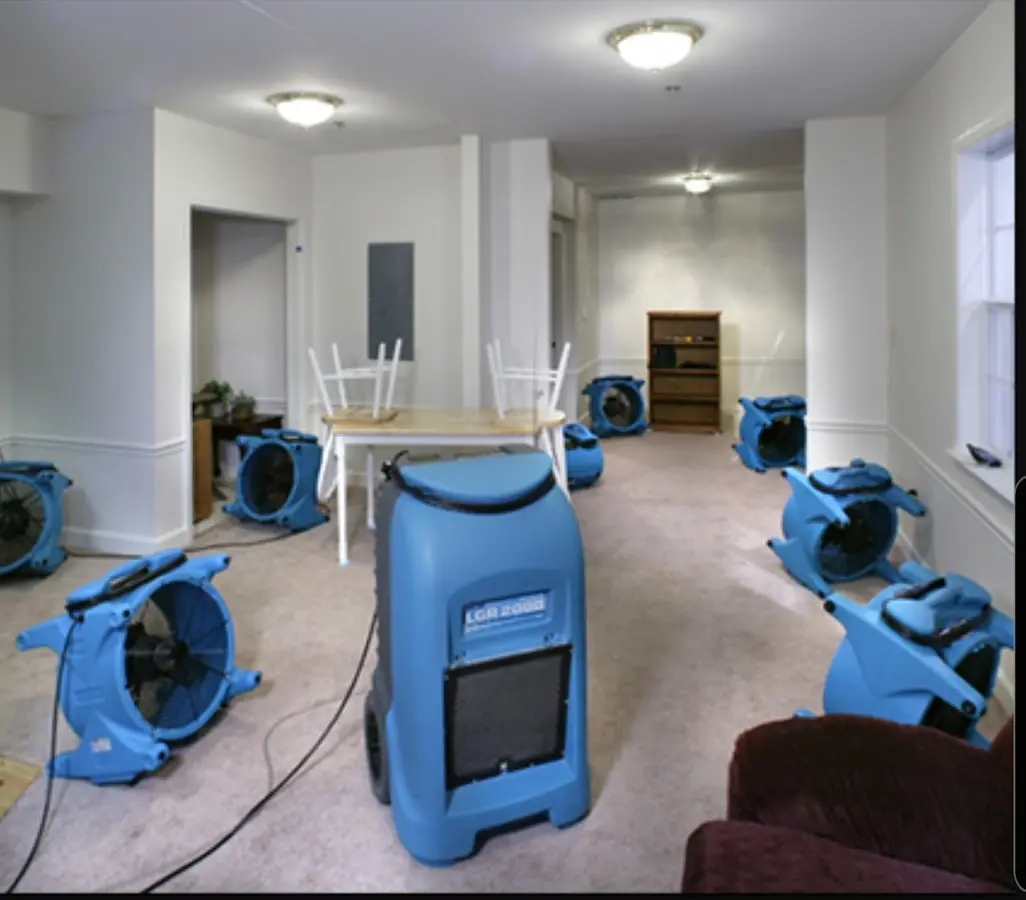 Air movers and dehumidifier setup for Water Extraction & Removal in Bolivar